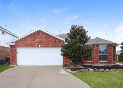1521 Vista Ridge Drive - Photo 1