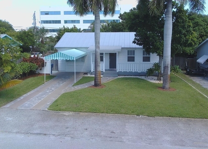 176 E 24th Street - Photo 1