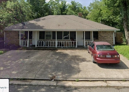 210 Park Street W - Photo 1