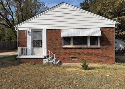 511 E Harmon Drive - Photo 1