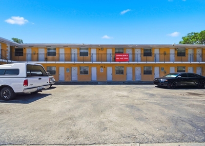 750 Nw 56th Street - Photo 1