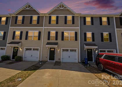 904 Taybyn Road - Photo 1