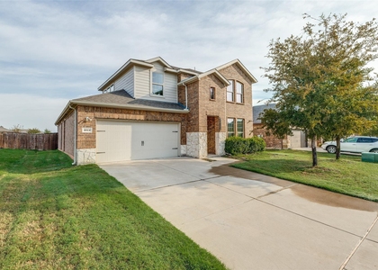 1012 Crepe Myrtle Lane - Photo 1