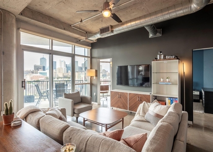 1001 Belleview Street - Photo 1