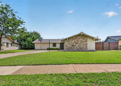 1744 Gross Road - Photo 1