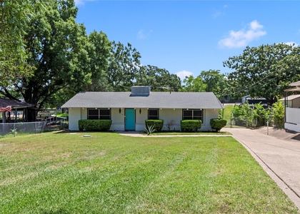 110 Henderson Harbor Circle - Photo 1
