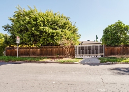 18328 Gresham Street - Photo 1