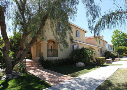 2512 Montrose Avenue - Photo 1