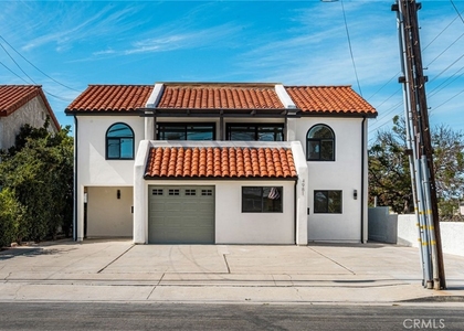 4981 Pearce - Photo 1