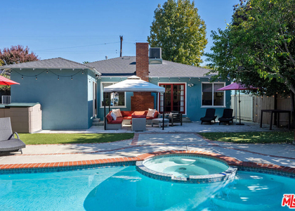 4909 Van Noord Avenue - Photo 1