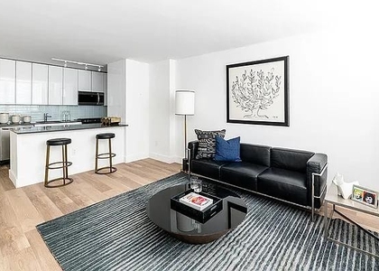 West 35th Street - Photo 1
