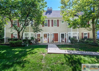 60 Waugh Court - Photo 1