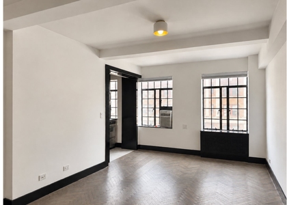 25 Monroe Place - Photo 1