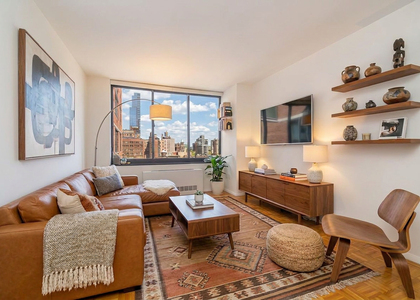 215 W 95th Street - Photo 1