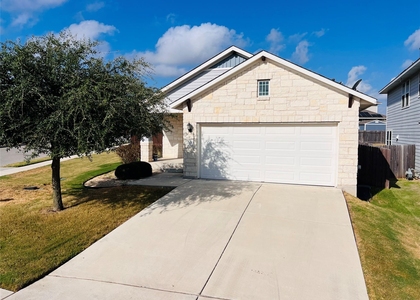 201 Oakstone Dr - Photo 1