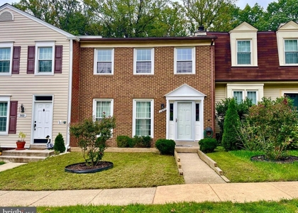 7925 Forest Path Way - Photo 1