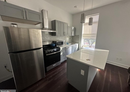 1635 W Girard Avenue - Photo 1