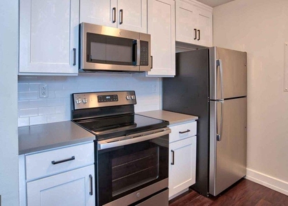3131 Walnut Street - Photo 1