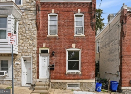 3887 Manayunk Avenue - Photo 1