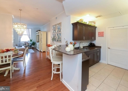 1600 Arch Street - Photo 1