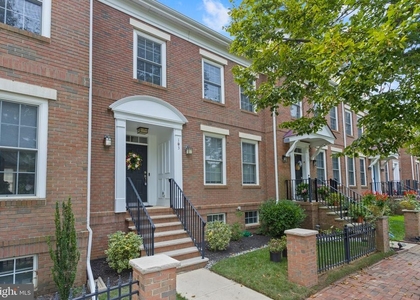 103 Ely Crescent - Photo 1