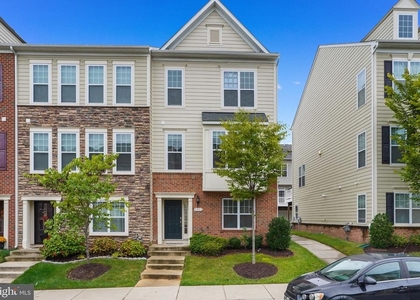 9811 Wood Glen Terrace - Photo 1