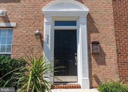 906 Oldham Street - Photo 1