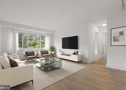 4201 Cathedral Avenue Nw - Photo 1