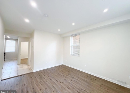 4234 Edson Place Ne - Photo 1