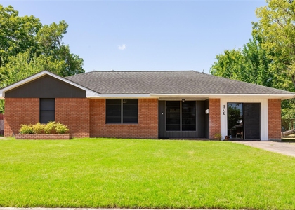 106 Mimosa St - Photo 1