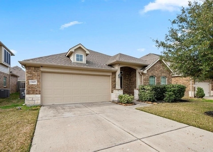 13607 Kodiak Brown Bear Street - Photo 1