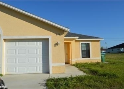 823 Sw 32nd Terrace - Photo 1