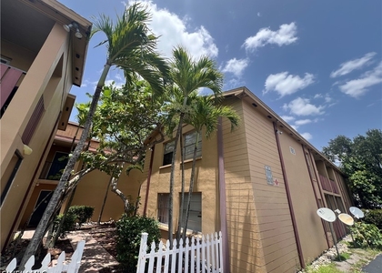 1915 Braman Avenue - Photo 1