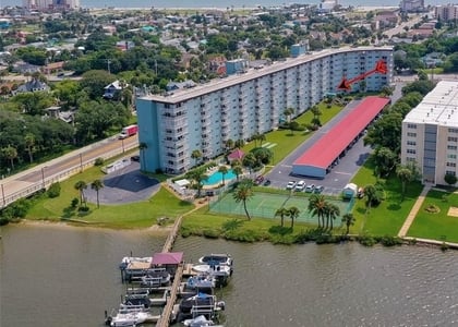 100 Silver Beach Avenue - Photo 1