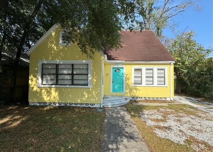 4007 N 10th Street - Photo 1