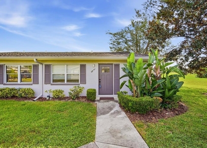 302 Canton Court - Photo 1