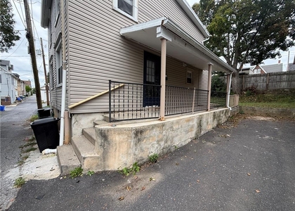 620 Martins Lane - Photo 1