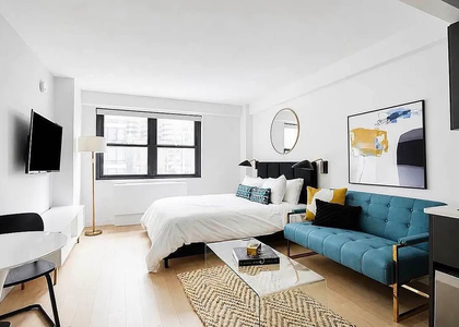  East 39th Street - Photo 1