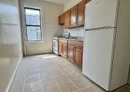 558 Parkside Avenue - Photo 1