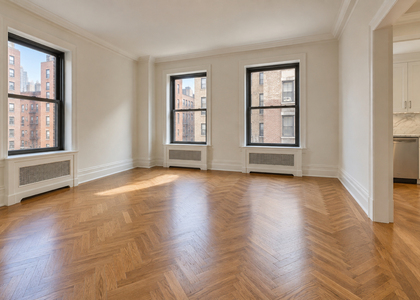 550 10th Avenue - Photo 1