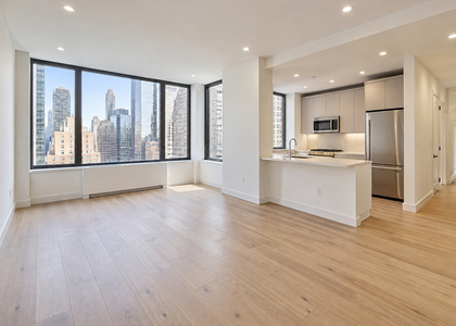 550 10th Avenue - Photo 1
