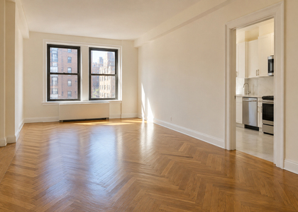 41 Park Avenue - Photo 1