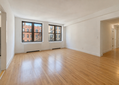 250 West 50th Street - Photo 1