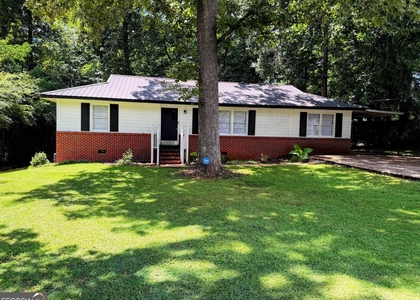 105 Dogwood Drive - Photo 1