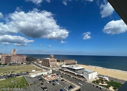 1101 N Ocean Ave N - Photo 1