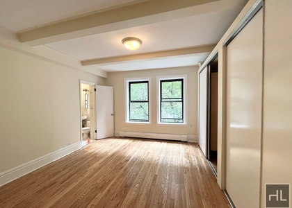 West 79 Street - Photo 1
