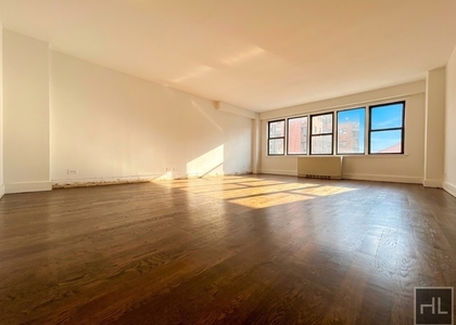 East 63 Street - Photo 1