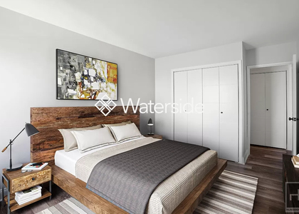 Waterside Plaza - Photo 1