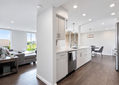 7401 N Scottsdale Road - Photo 1