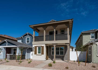 8326 E Prairie Avenue - Photo 1